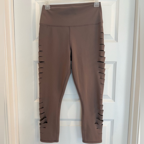 Alo Side Slice Leggings - Picture 1 of 8